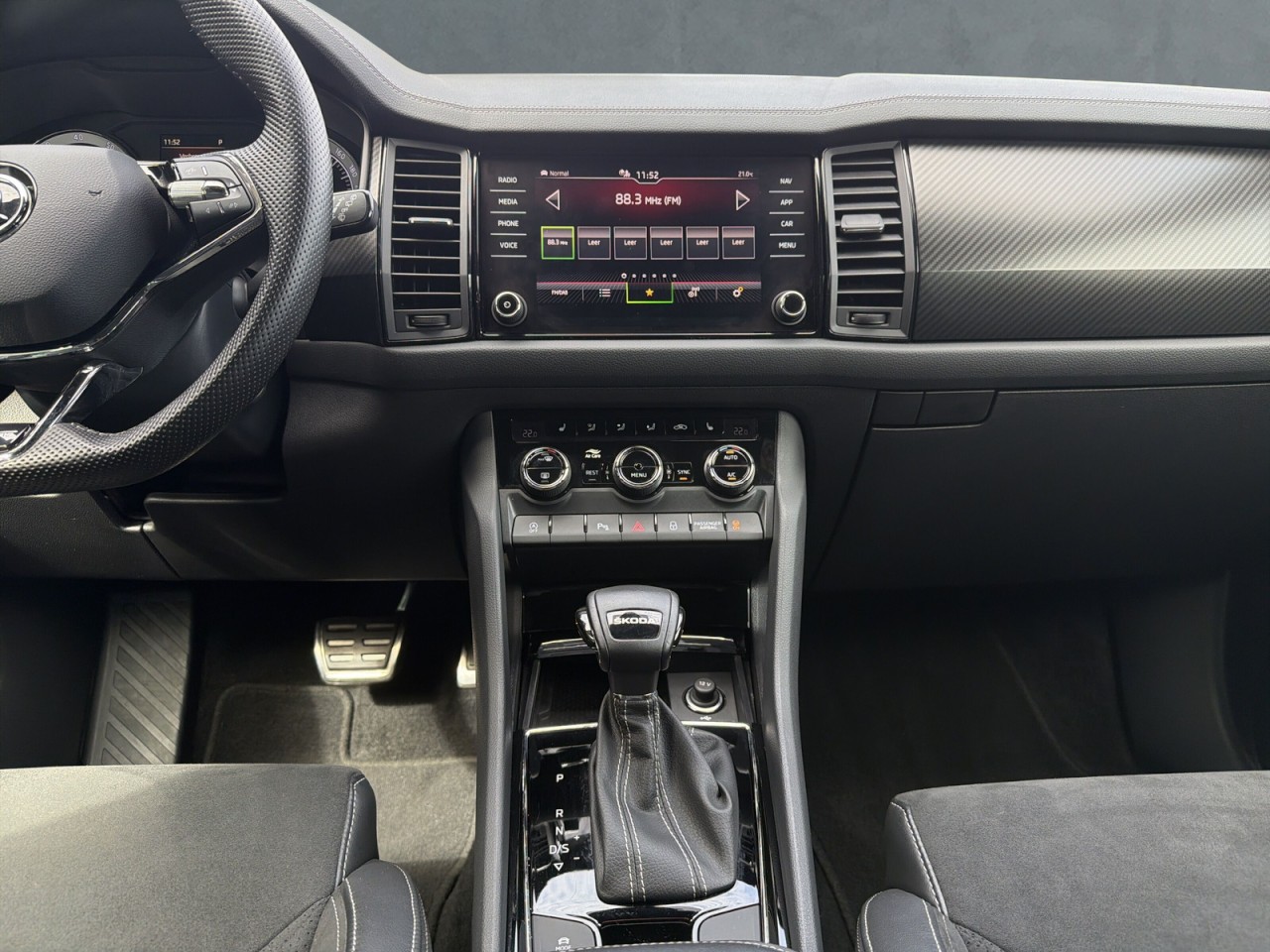 Skoda Kodiaq SPORTLINE 1.5TSI DSG MATRIX+4xSHZ+PDC+DCC
