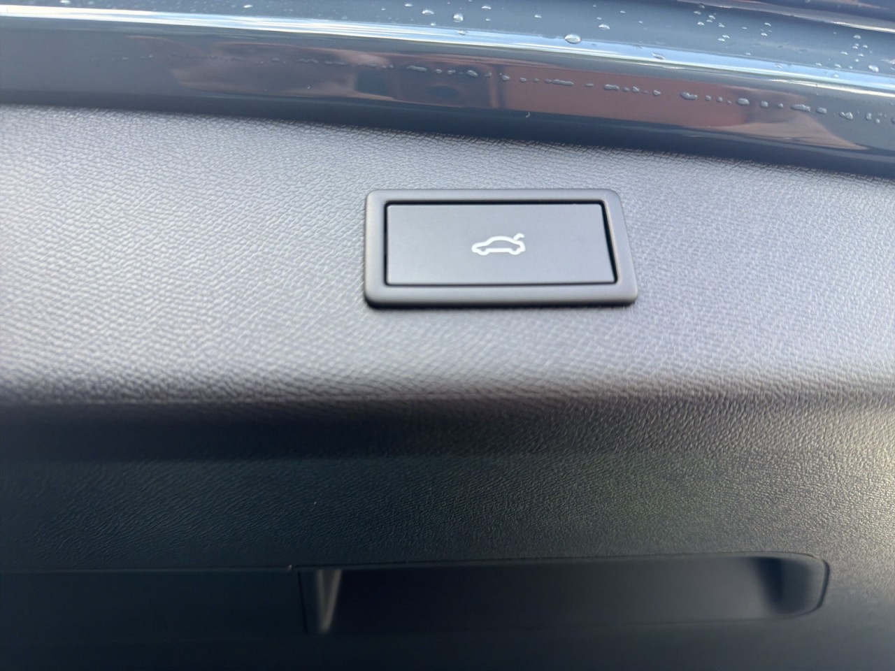 Cupra Leon SP 1.5 eTSI DSG AHK+ACC+SHZ+PDC+5J GARANTIE